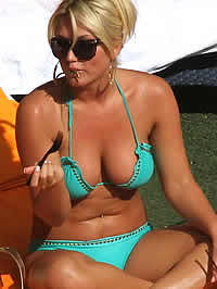 Various pics of Brooke Hogan in sexy bikinis