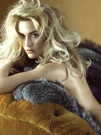 Kate Winslet nude movie caps and toples pics
