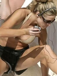Denise Richards Oops Paparazzi Pussy Shots