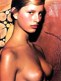 Karolina Kurkova nude and upskirt shots