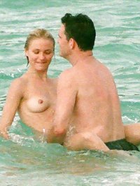 Cameron Diaz paparazzi topless shots