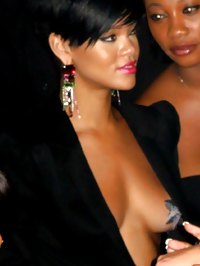 Rihanna bare titties with stars cover nipples