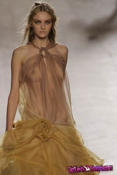 Nude caroline trentini Caroline