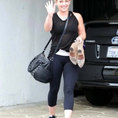 Hilary Duff nude