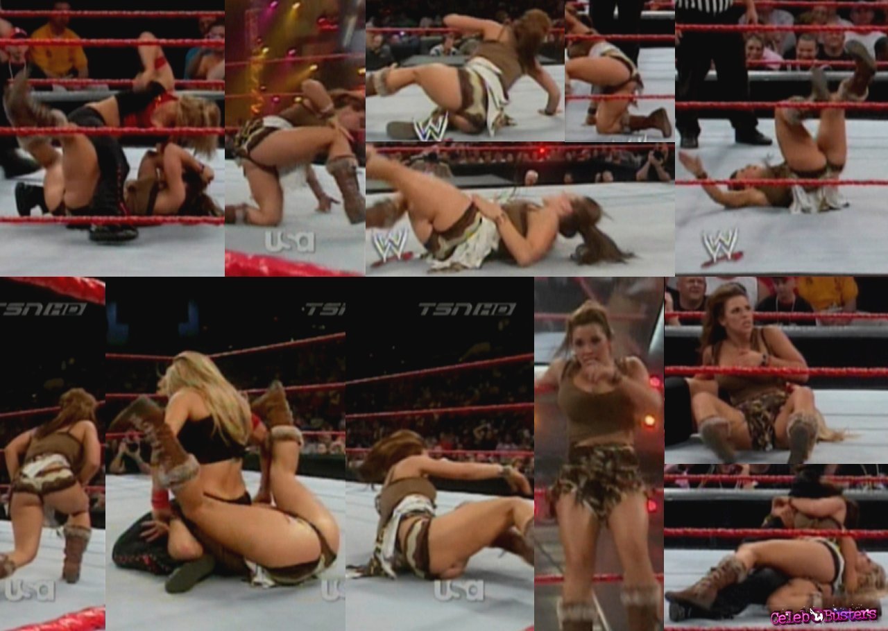 Mickie James Pussy Pics 32