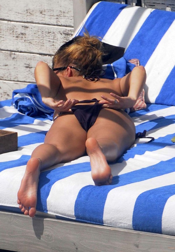 Richie topless nicole Nicole Richie