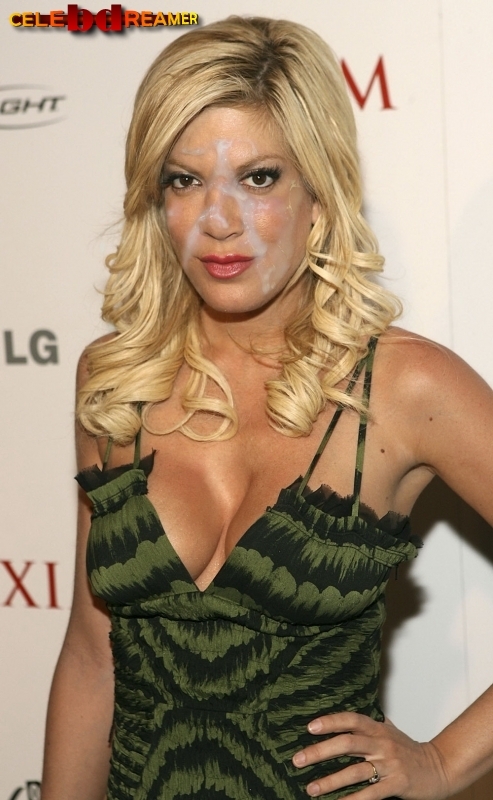 Tori spelling nude pic