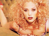 Elizabeth Berkley Tits And Pussy