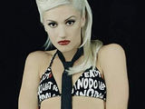 Gwen Stefani Flaunts Sexy Body