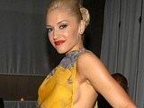 Gwen Stefani paparazzi side boob photos