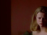 Reese Witherspoon topless & sex in bed vidcaps