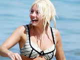 Elisha Cuthbert new bikini paparazzi photos