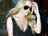 Jessica Simpson hot long legs and suntanning paparazzi candids pics