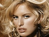 Karolina Kurkova flashing perky tits & upskirt shots