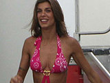 Elisabetta Canalis looks very tasty in a sexy bikini on the set