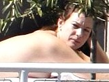 Liv Tyler paparazzi topless tunning