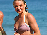 Cameron Diaz see-through at the beach