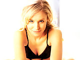 Kristen Bell shows sexy in black lingerie