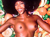 Naomi Campbell loves exposing her perky nude tits and tight body