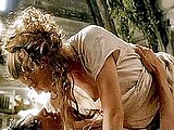Claire Danes expose her bare ass on bed