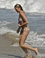 Cameron Diaz nude picture