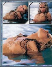 Christina Aguilera nude picture