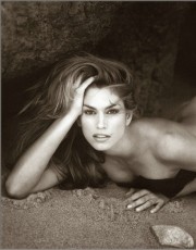 Cindy Crawford nude picture