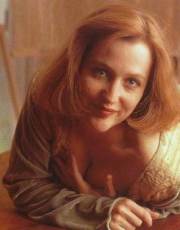 Gillian Anderson  nude picture