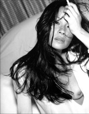 Lucy Liu nude picture