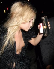 Mary Kate Olsen nude picture
