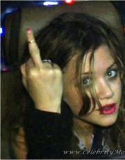 Mary Kate Olsen nude picture