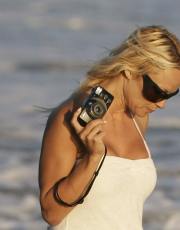 Pamela Anderson nude picture