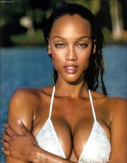 Tyra Banks nude picture