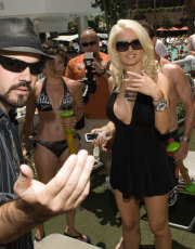 Holly Madison nude picture