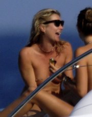 Kate Moss nude picture