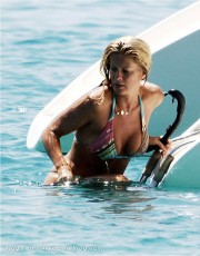 Rachel Hunter nude picture