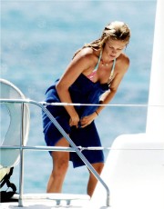 Rachel Hunter nude picture