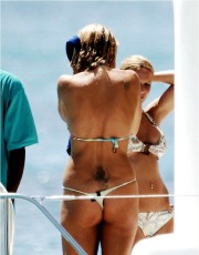 Rachel Hunter nude picture