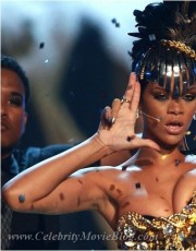 Rihanna nude picture