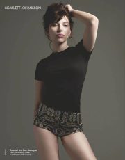 Scarlett Johansson nude picture