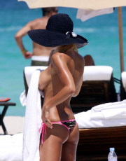 Shauna Sand nude picture