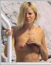 Sienna Miller nude picture
