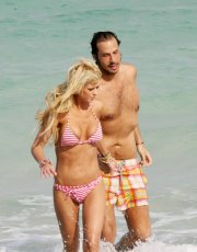 Tara Reid nude picture