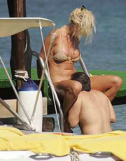 Victoria Silvstedt nude picture